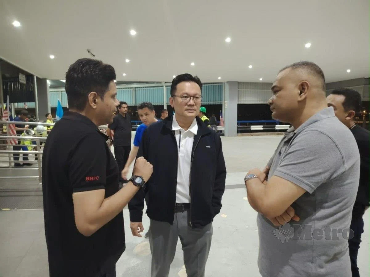 Feri Teluk Bahang bertembung kapal di Pelabuhan Pulau Pinang, 21 penumpang cedera